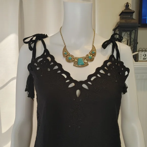 Theory "Taytee" Eyelet Dress, Black 6 - Picture 5 of 15